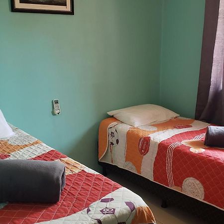 Casa De 2 Quartos No Centro De Bombinhas Zewnętrze zdjęcie